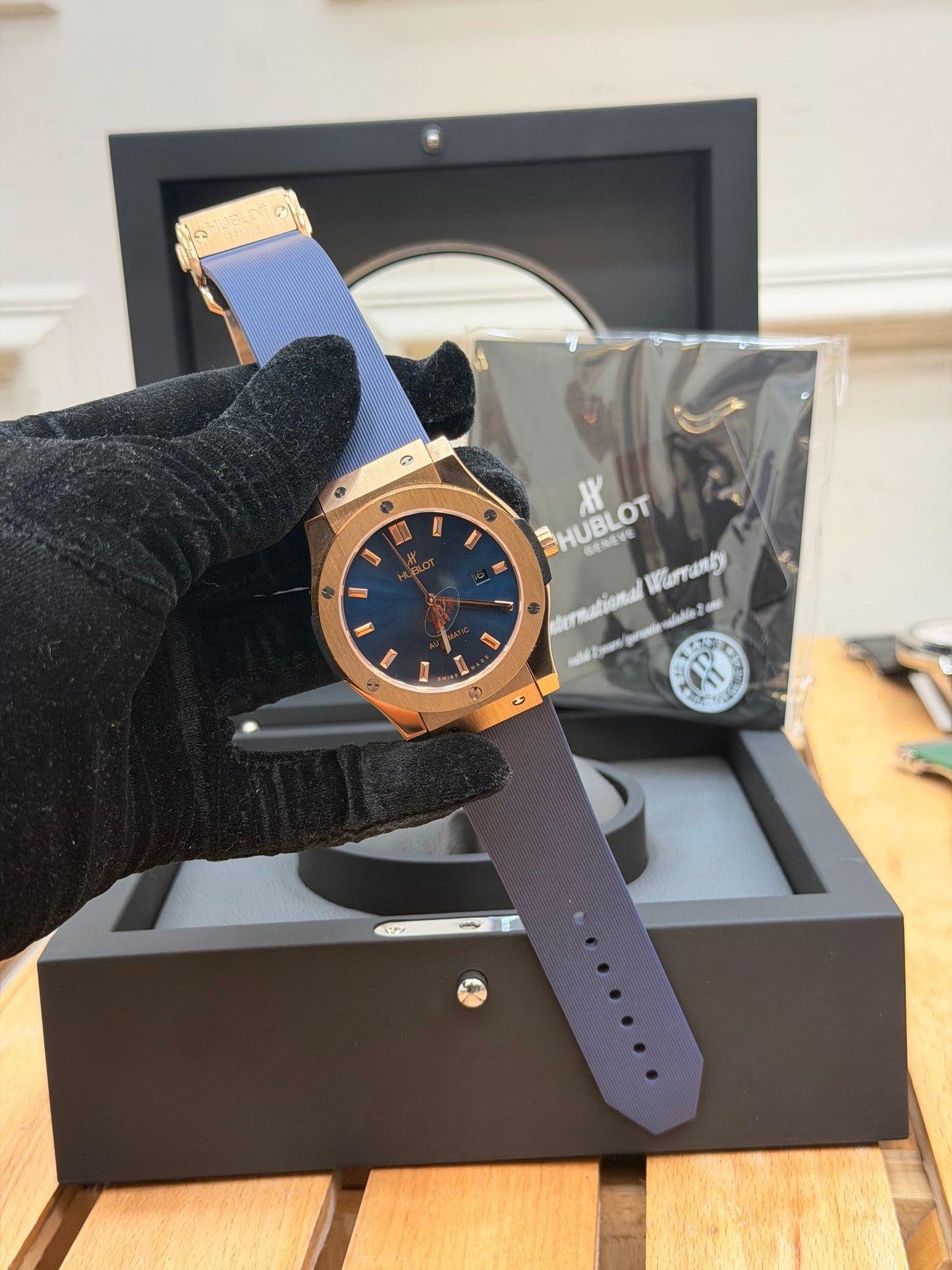 HUBL0T CLASSIC FUSI0N AUTOMATIC WATCH