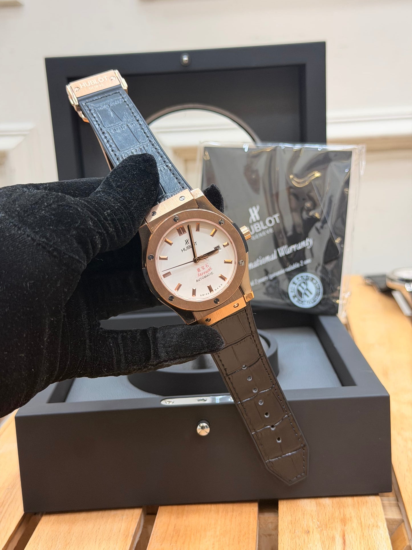 HUBL0T CLASSIC FUSI0N AUTOMATIC WATCH