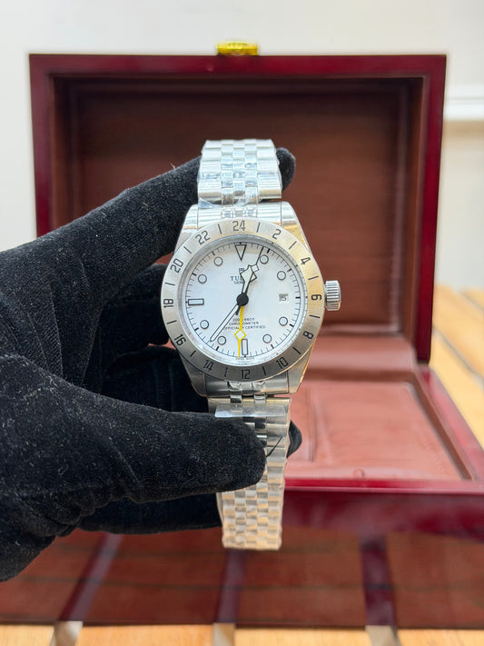 TUD0R BLACK BAY PRO 41MM