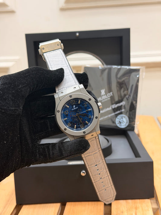 HUBL0T CLASSIC FUSI0N SKELETON WATCH