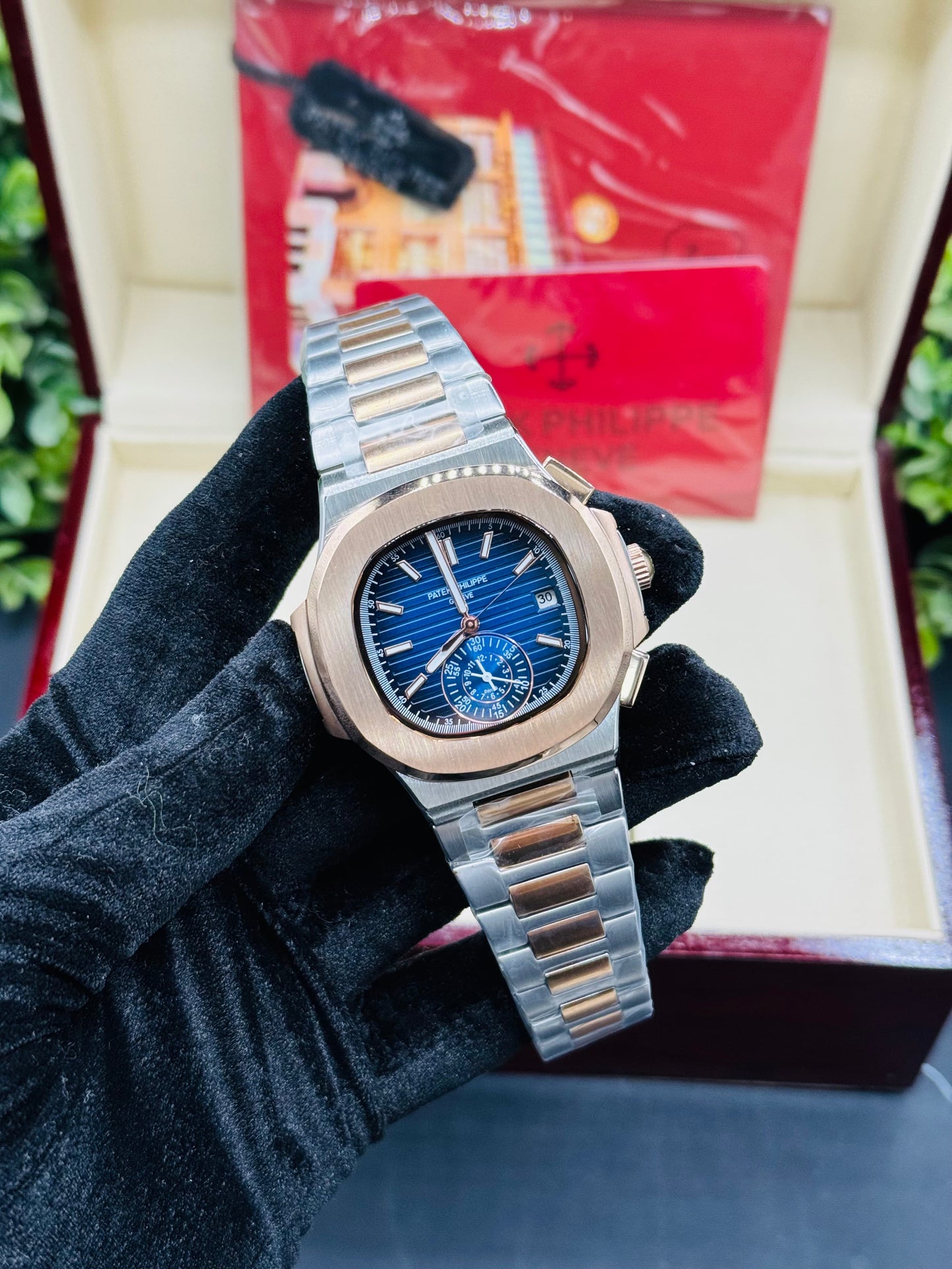 PP CENTRE SECOND AUTOMATIC WATCH