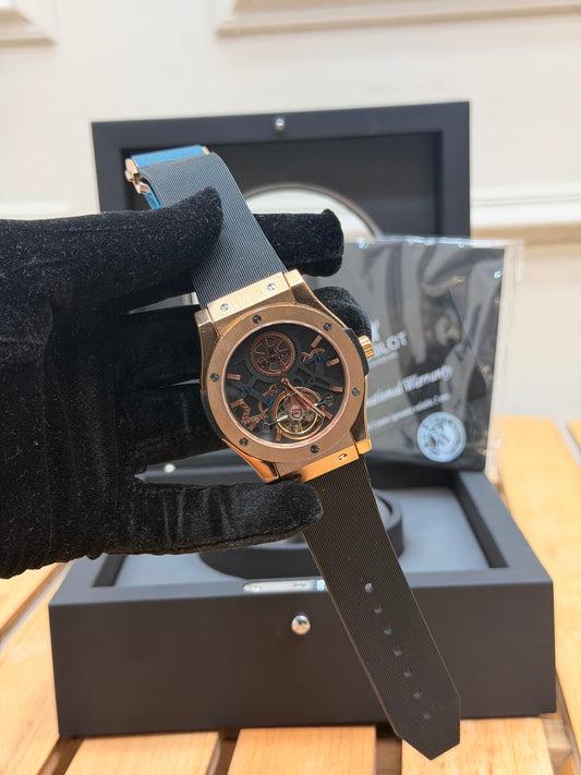 HUBL0T CLASSIC FUSI0N SKELETON WATCH