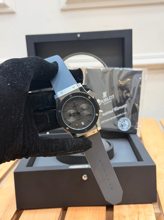 HUBL0T CLASSIC FUSI0N CHRONOGRAPH WATCH