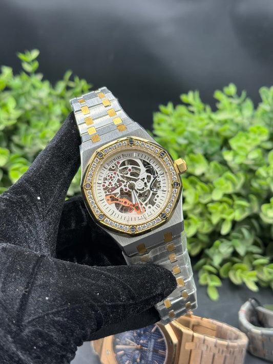 AP Skeleton Stone Face Watch