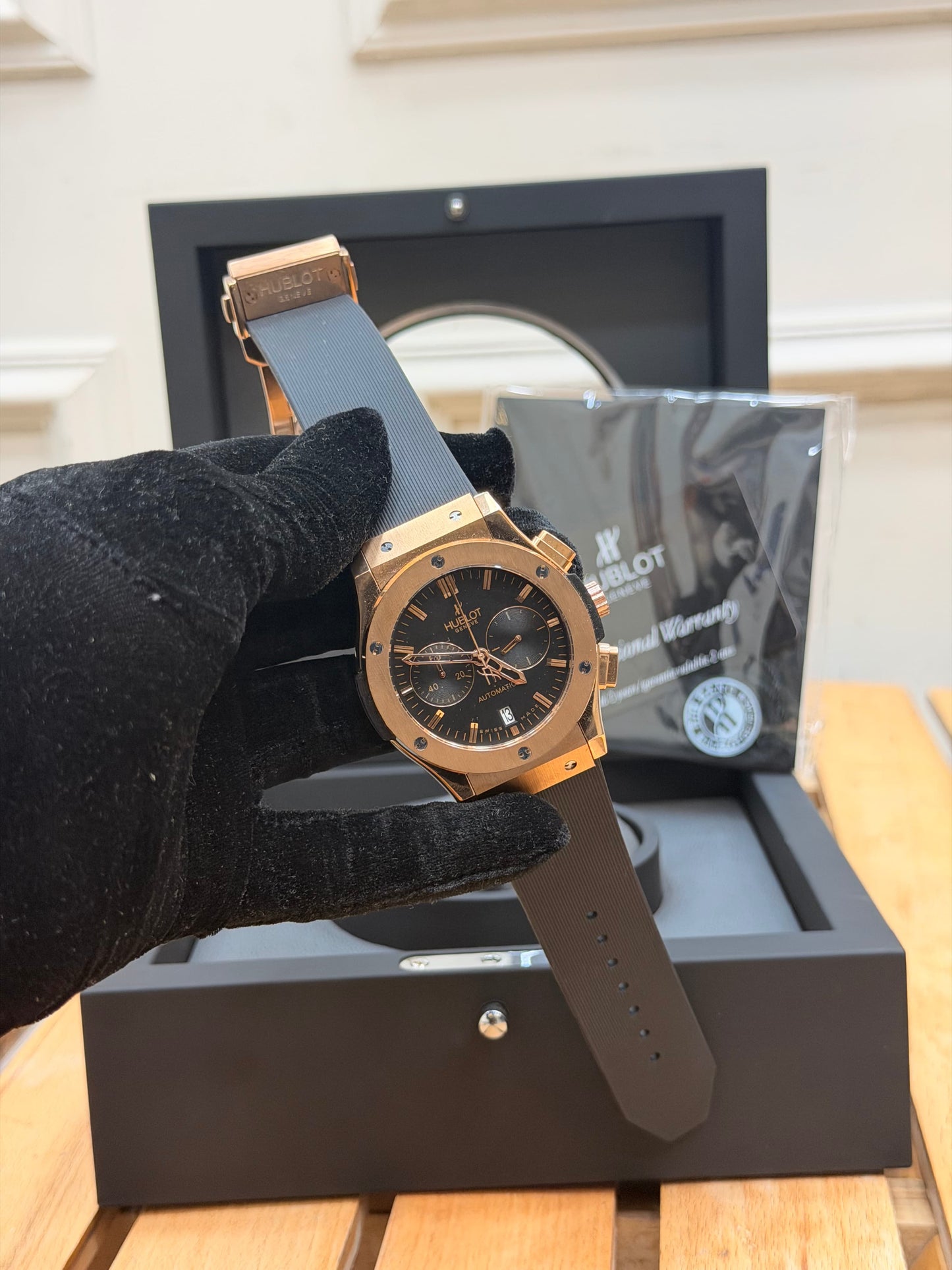 HUBL0T CLASSIC FUSI0N CHRONOGRAPH WATCH