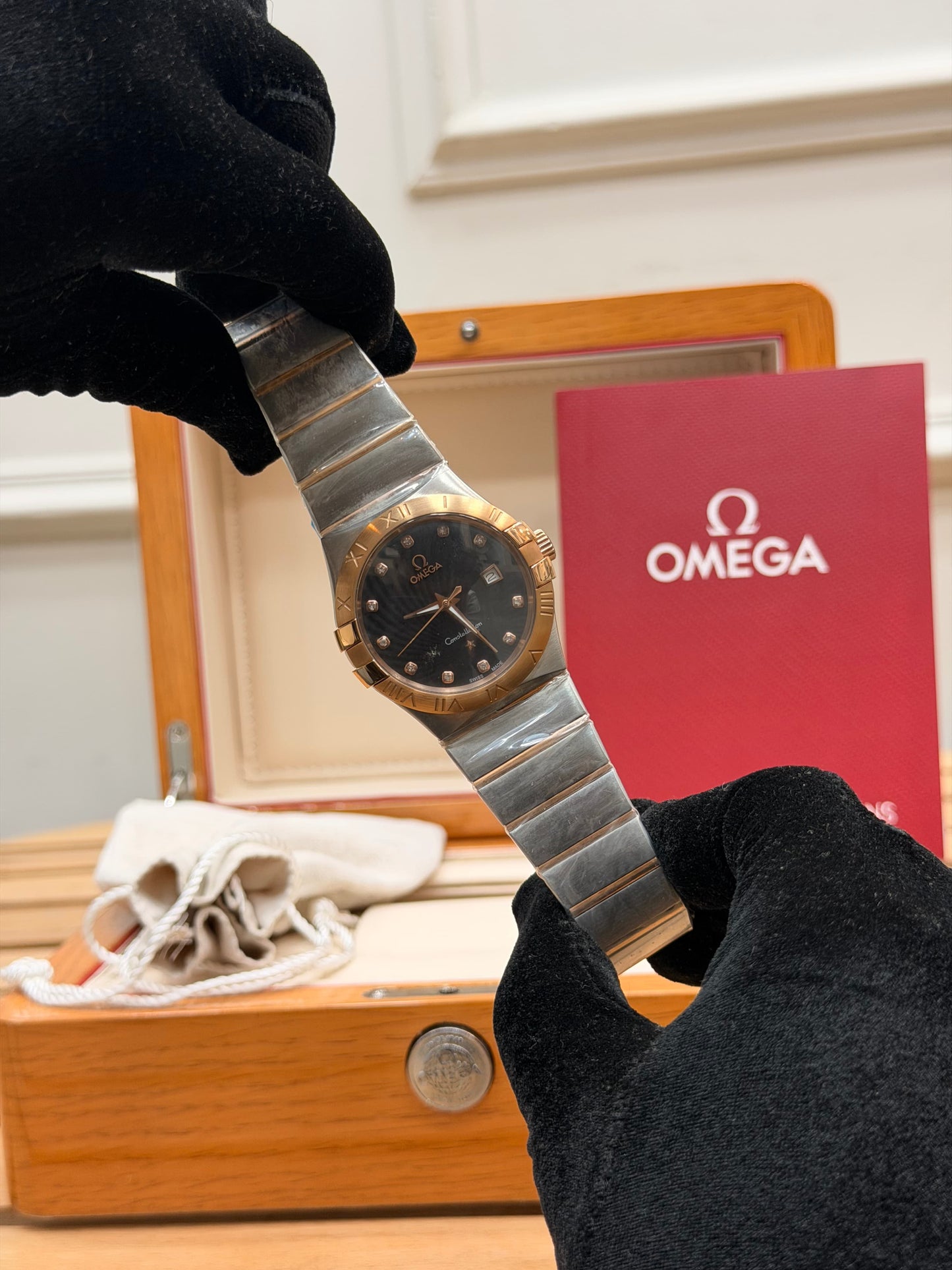 0MEGA CONSTELLATION OLD MONEY WATCH