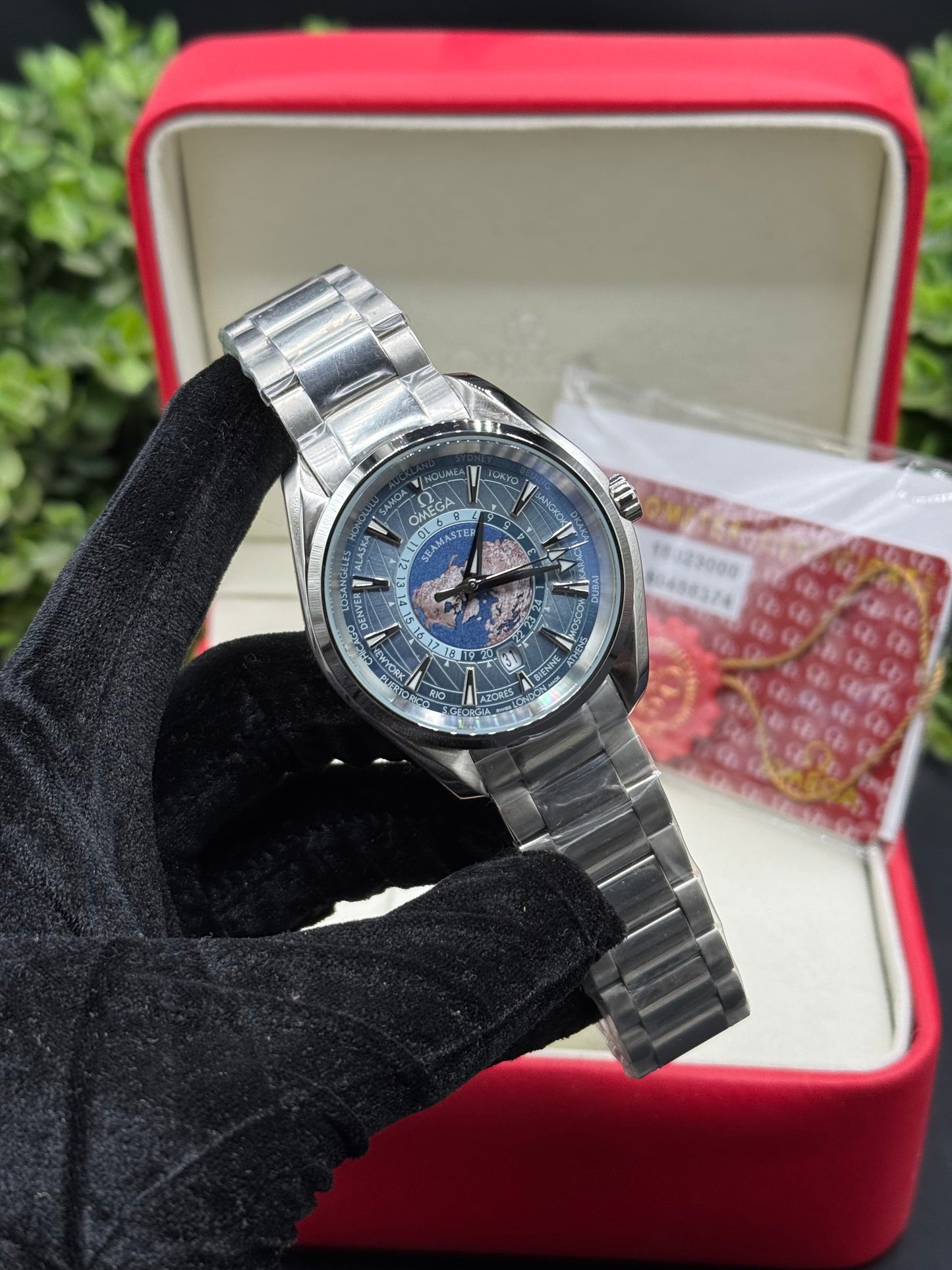 0MEGA Seamaster WorldTime Edition