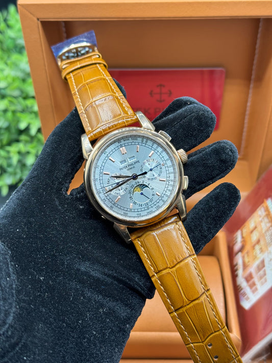 PP 7 FEATURES CHRONOGRAPH WATCH