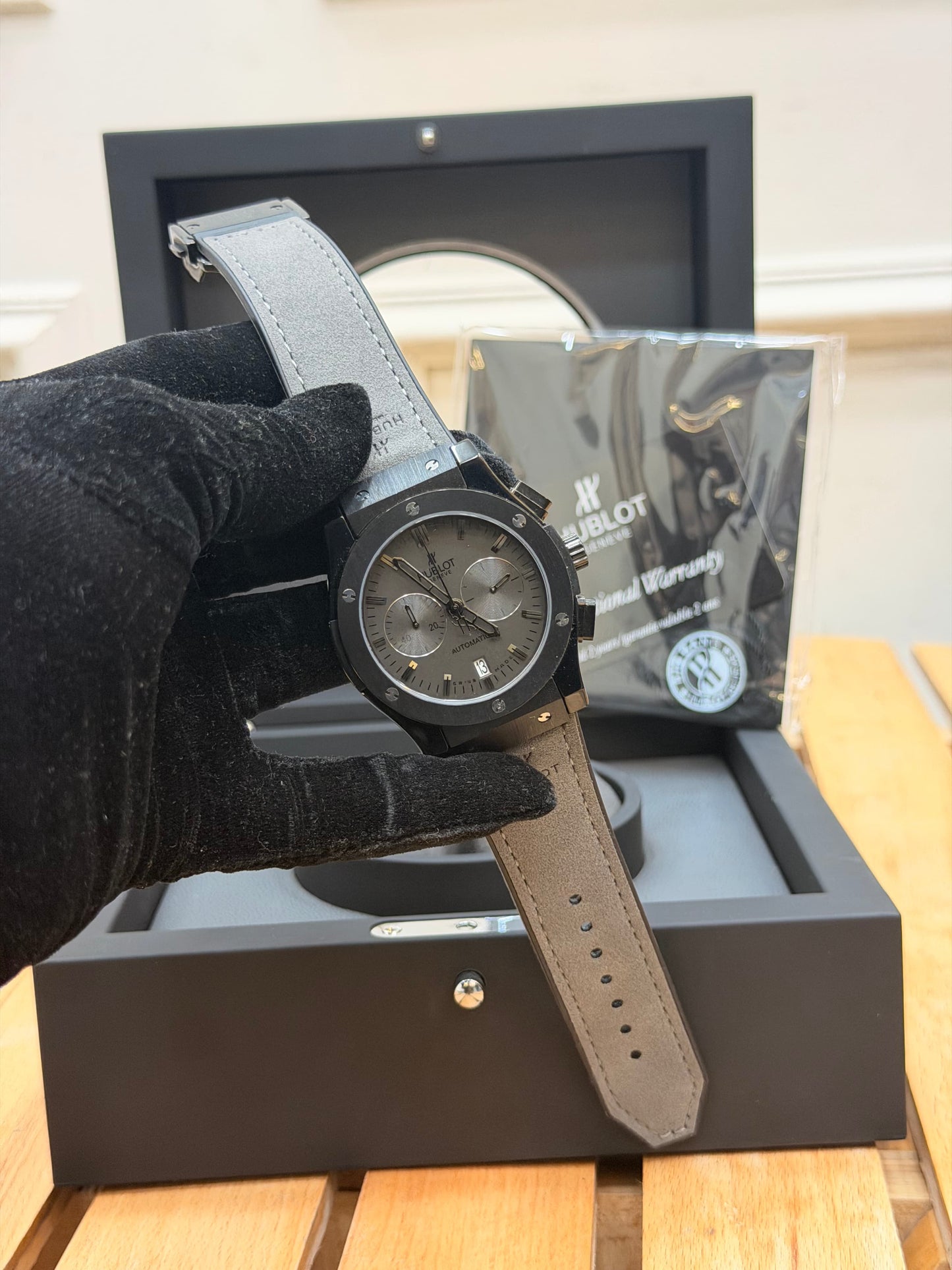 HUBL0T CLASSIC FUSI0N CHRONOGRAPH WATCH