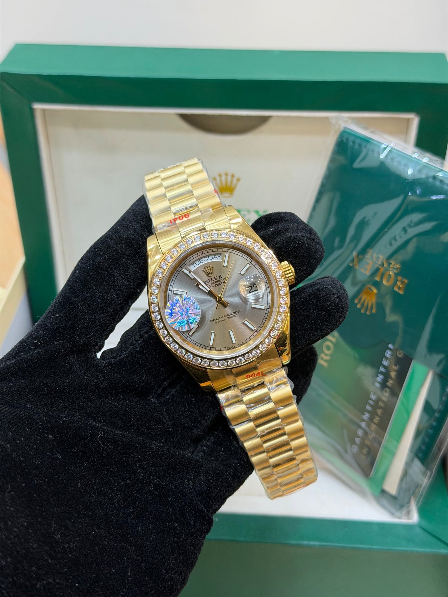 YZ FACTORY DATE JUST ICED BEZEL