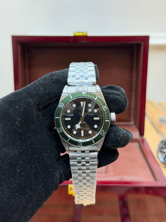 TUD0R BLACK BAY HARRODS