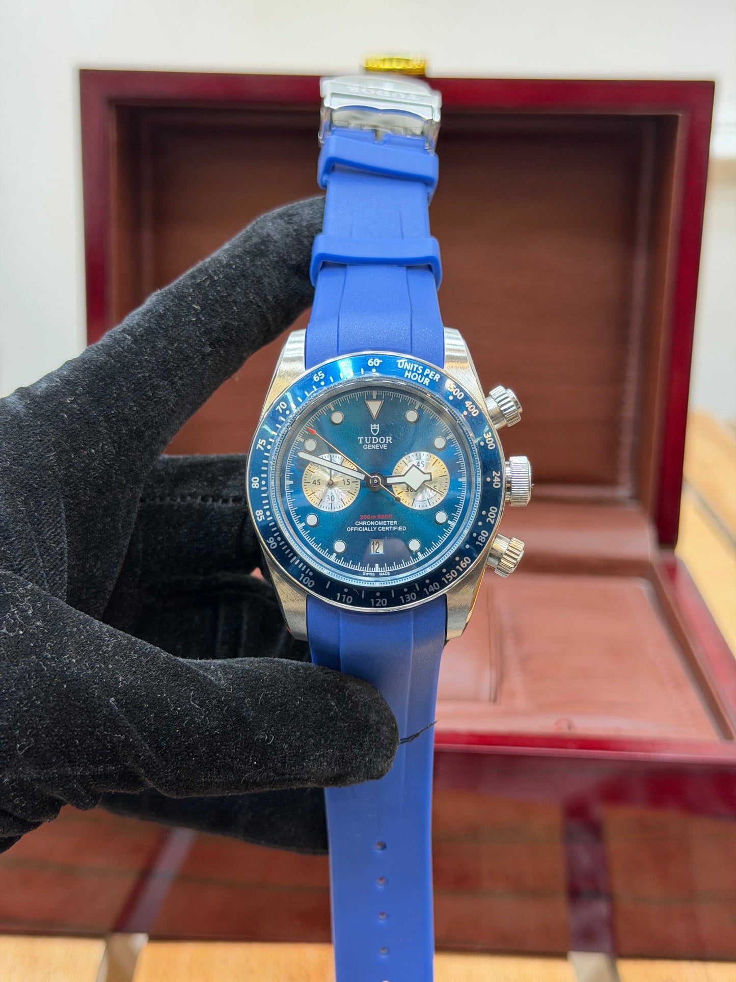 TUD0R BLACK BAY CHRONO 41 MM