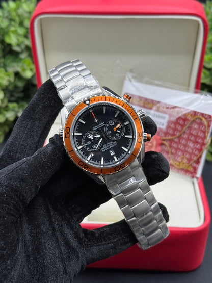 0MEGA Seamaster Chronograph